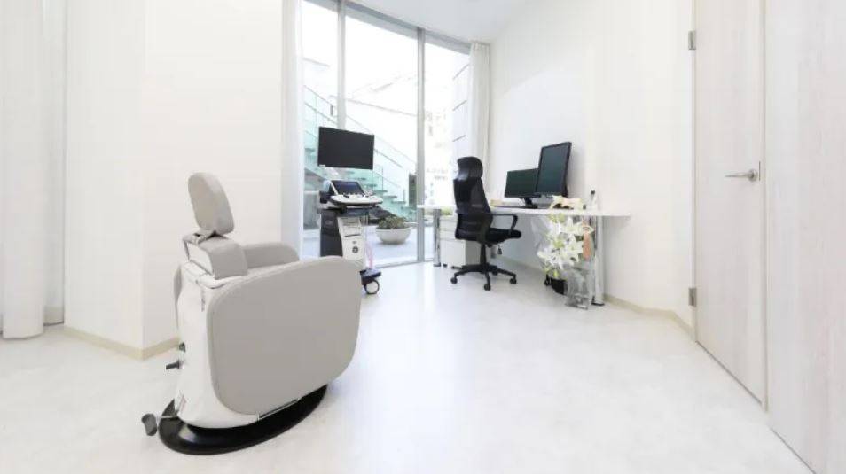 Shiratama IV Therapy (Whitening Drip with Glutathione) Trambellir